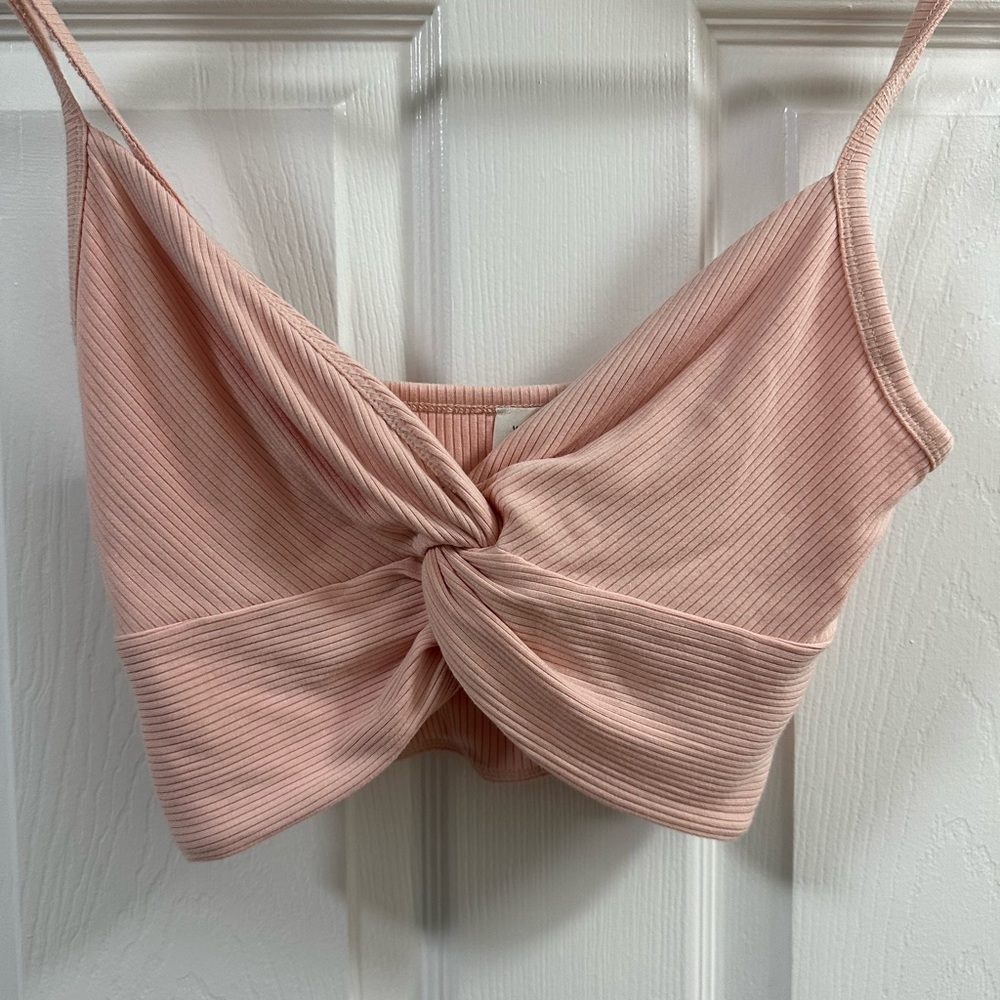 Aritzia Bra Top twisted knot. EUC